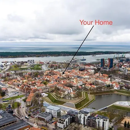 Luxury New In The Center Of The Old Town Holiday home *
