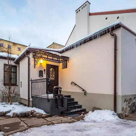 Luxury New In The Center Of The Old Town