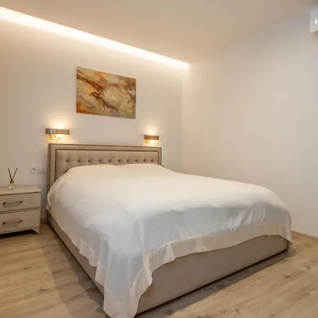 Luxury New In The Center Of The Old Town Holiday home *