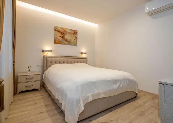 Luxury New In The Center Of The Old Town Holiday home *